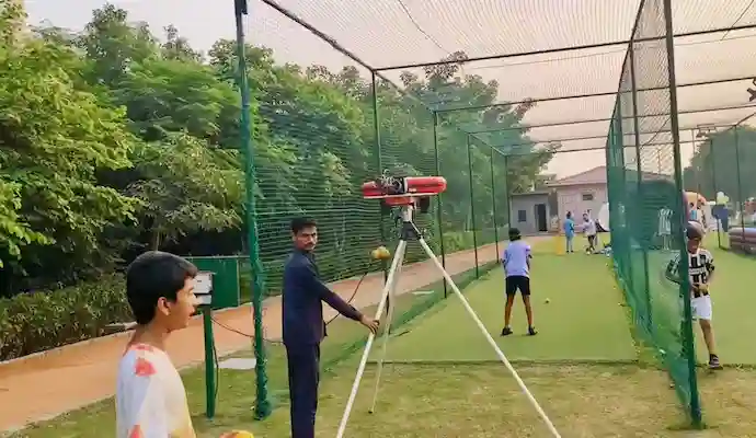 cricket game rental, bowling machine Delhi, kids sports game, arcade cricket, event game hire
