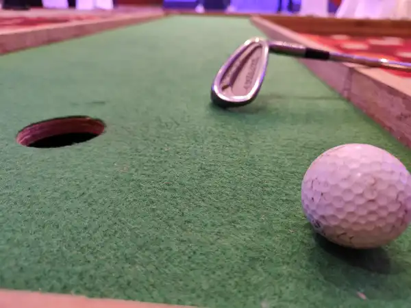 mini golf game, mini golf near me, miniature golf Noida