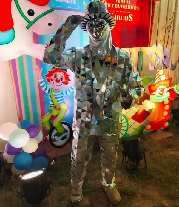 Mirror Man Artists Mumbai, Event Entertainment Mumbai