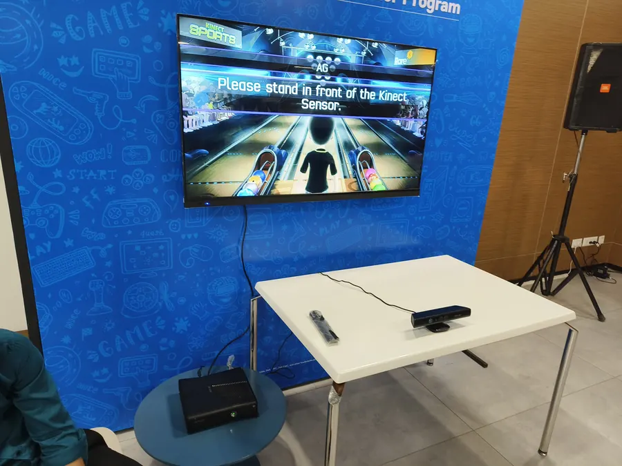 Guests enjoying xbox and ps4 gaming during a Goa celebration