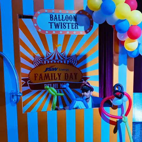 Carnival Artist, Event Entertainment, Live Performers Gurgaon