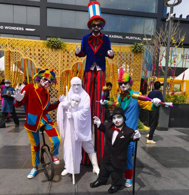 book carnival artist in gurgaon