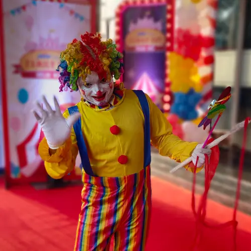 Carnival Artist, Event Entertainment, Live Performers Gurgaon