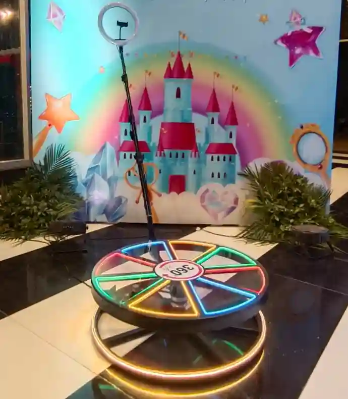 360 selfie booth, 360 photo booth, 360 photo booth rental Gurgaon, rent 360 selfie booth, event photo booth rental, interactive photo booth, 360-degree photo booth rental