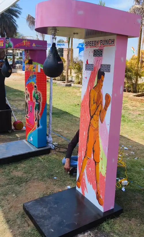 arcade game rental Gurgaon, power punch machine, punch strength machine, punch force machine, arcade punch rental, boxing game hire Gurgaon